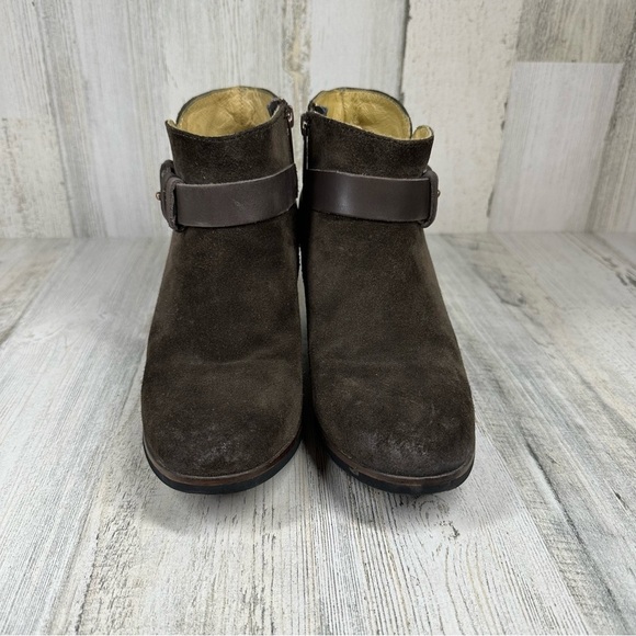 Bussola Reikia Vik Dark Brown Suede Ankle Boots in Ebony #154 - Picture 2 of 13